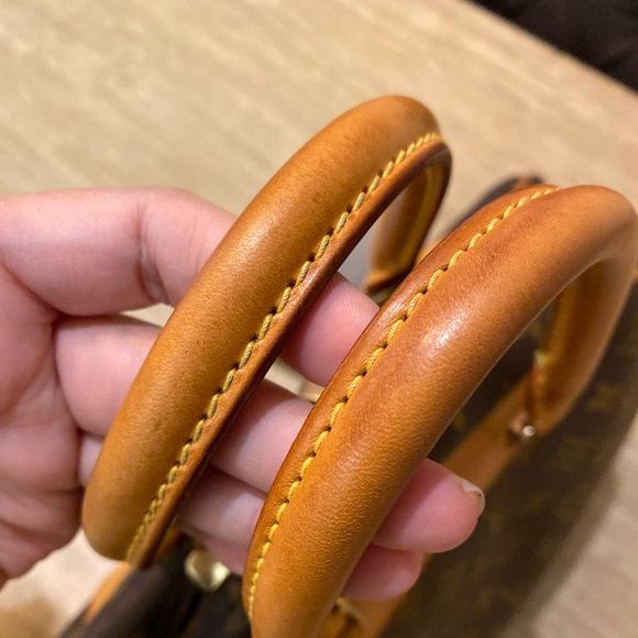 Louis Vuitton Deauvile 💯 authentic - Picture 2 of 8